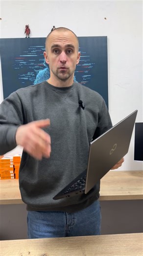 УВАГА ‼️ УВАГА Уцінений ноутбук Fujitsu Lifebook E5412 2023 рік🔥 на свіженькому процесорі Intel i5-12-го покоління Бізнес класу ноутбук який чудово підійде для бізнесу, програмування,навчання та домашніх розваг Ціна знижена тому що верхня кришка з подряпинами Привезений з Європи👍 #бізнес_ноутбуки Характеристики:👇 💧Діагональ 14 дюймів матриця Full-HD,IPS 💧Процесор Intel i5-1235u 10 ядер🫡 🍒Відеокарта вбудована IRISx 💧Оперативна памʼять 16Gb 💧Накопичувач 256Gb SSD 💧Акумулятор 3-4 годин ро