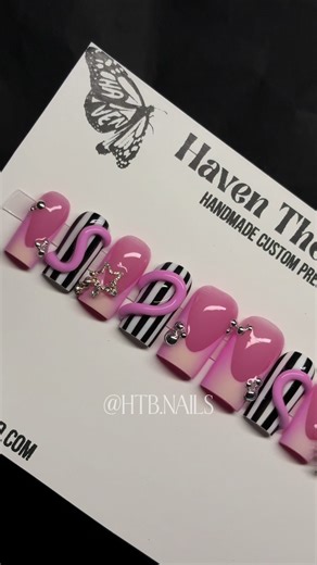 Premade ready to ship/ pick up and predesigned custom sets are available on my website Haventhebrand.com Instagram DM to order CUSTOM sets @htb.nails. What’s included: -nails - nail glue - mini file - prep pads - cuticle pusher - mini cuticle oil - mini buffer -application & removal guide FAQ: Do you ship? ( yes we ship to all 50 states 📦✈️!) We also have a pick up option available at 7036 W Florissant Ave in Saint Louis Missouri Are they made with acrylic? (No they are made with builder gel wh