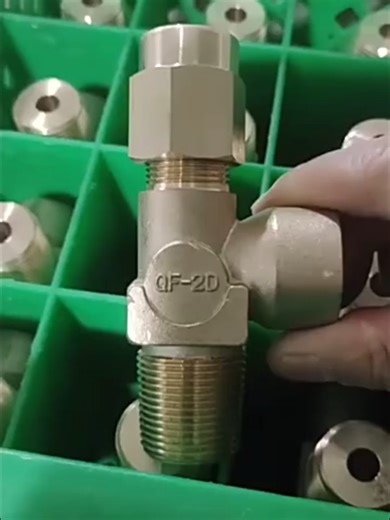 Industrial Pipe Tee Fittings | Equal and Reducing Tees