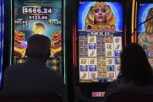 IRS may raise jackpot withholding level to $5,800