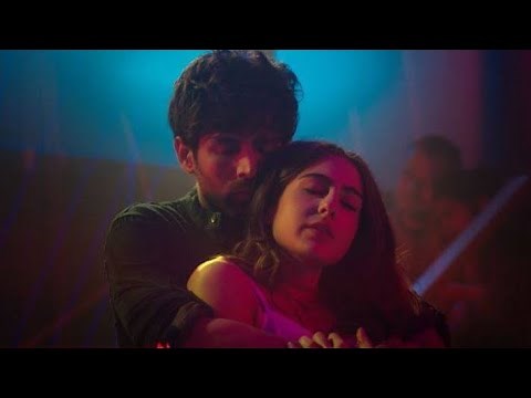 Sara Ali Khan kissing scene | Kartik Aryan | Love Aaj Kal
