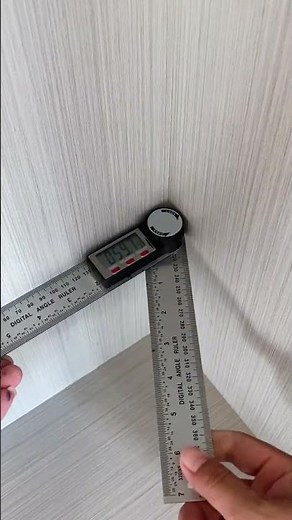 Simple and easy to use digital angle ruler