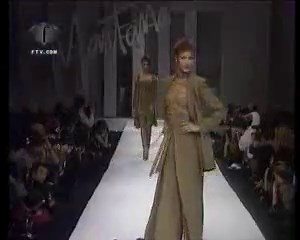 CARLA BRUNI MODELING 90´s
