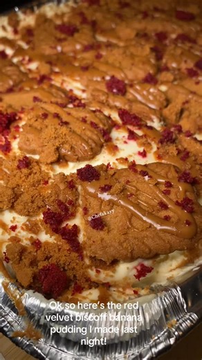 Chef Akayy on Instagram: "Part 2: Red Velvet Biscoff Banana Pudding😮‍💨 Ingredients: Red velvet Cake Mix(follow the instructions on the box) 1 box Banana cream pudding 1 box cheesecake pudding 2cups of milk (per box) (1)8oz cream cheese (softened) Sweet Condensed milk 1 tsp vanilla extract cool whip Mix pudding mixture & cream cheese mixture together. Layer: Biscoff cookies Biscoff cookie butter (melted) Bananas (optional) Banana Pudding mixture Red velvet cake crumbs Refrigerate 