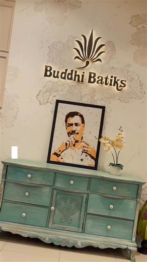 The new men’s wear collection is here. Thoughtfully crafted. Distinctly Buddhi. #BuddhiBatiks #MensWear #NewArrival #SriLankanFashion #ModernHeritage | Buddhi Batiks