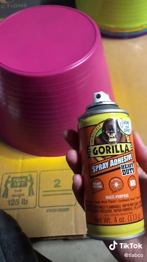 DIY Christmas Gingerbread House Decor Ideas with Oversized Candy