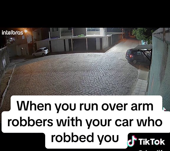 When you get robbed and you decide to run over the arm robbers with your car #fyp #foryoupage❤️❤️ #crazy #crazystory #crime #armrobber #viral_video #views #videoviral #godisgood #god #mother #alive #hurt #heartbroken #tik_tok #fypシ゚viral🖤tiktok #tiktokghana🇬🇭 #courage #repost #thankgod #virał #mystory