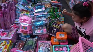 600K views · 9.7K reactions | BORONG SEMUA KOTAK BERHADIAH SAMPAI TOKO TUTUP ! Mama Marah Besar | Nasya Kaila Nazifah | Rafa Alghazi vlogs | Facebook