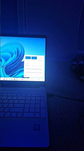 how to change wallpaper on windows 11