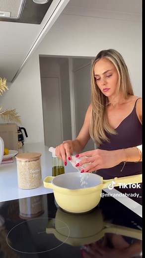 Quick and Easy Greek Chicken Bowls for Gut Health