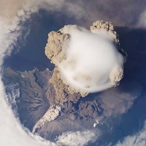 1.2M views · 4.3K reactions | The ISS caught the Sarychev Volcano erupting from space! via NASA - National Aeronautics and Space Administration | Journey to Space | Facebook