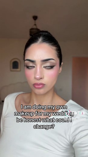 part 3: of doing my own makeup for my wedding. I’ve changed the base so it’s warmer, used more glow and intensified the eye look #bridalmakeuplook #indianbridalmakeup #weddingmakeup #bridalmakeupartist #softglambride