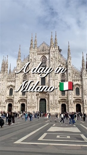 We’re in #milano #milan #italy #prada #travelshorts #europe #tripvlog #duomo #travel #milanvlog
