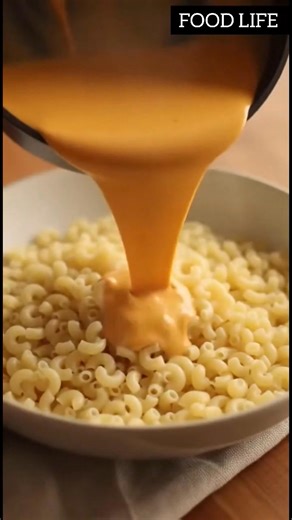 Baked Macaroni and Cheese Ingredients 8 ounce elbow macaroni boiling water salt 3 tablespoon butter, or margarine 2 tablespoon flour dash of pepper 2 cup milk 2 cup grated sharp cheddar cheese 1 tablespoon grated onion 1/2 tablespoon dry mustard 1 teaspoon Worcestershire sauce 1/2 cup buttered bread crumbs Directions 1. Cook macaroni in boiling, salted water according to package directions. 2. Drain. 3. Set oven for moderate, 375f. 4. Melt butter or margarine; blend in flour. 5. 1 teaspoon salt,