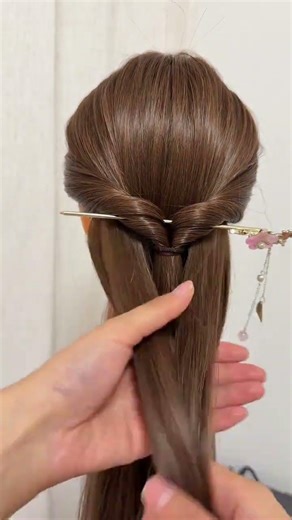 Effortless Half-Up Half-Down Hairpin Updo Tutorial