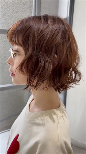 パーマスタイルで魅力的なイメチェンを！