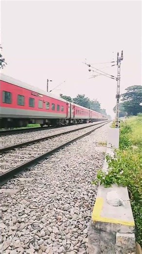Indian high speed train sound wow 😨😨#indianrailways