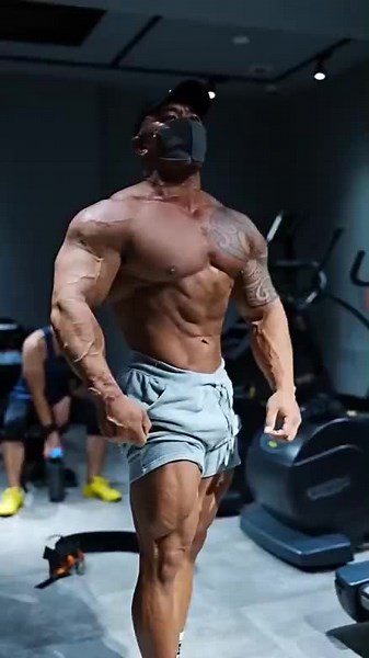 Japan Bodybuilder Muscle Flexing #8 #japan #bodybuilding #bodybuilder #muscleflex #muscleflexing #pose #gym