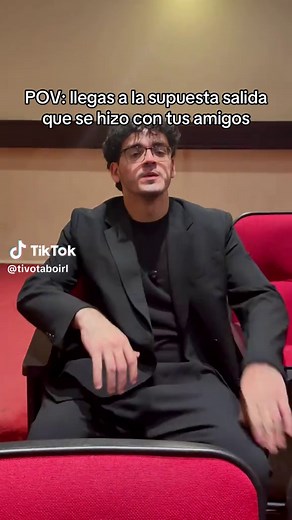 Salidas con Amigos: Humor y Chistes Divertidos