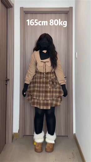No stature, no perfect looks, no model body—how do us girls dress cute in winter? #ootd #fashion