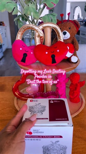Love ❤️ #Lush #dusting #bodycare | dusting powder