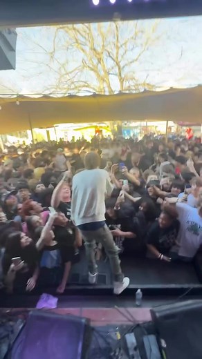 One of Maxon’s final performances before his passing, his stage presence and performance will not be forgotten 🕊️🙏 #maxon #underground #protect #k3 #worldwideconcerts