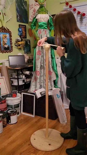 Creating a Life-Sized Mixed Media Ant Sculpture from Start to Finish