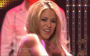 【狼姐的由来】Shakira - She Wolf (Live at Americas Got Talent Finale) 2009.09.16