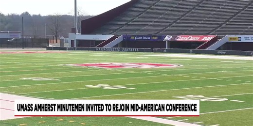 Students, football analyst react to reports of UMass rejoining Mid-Atlantic Conference