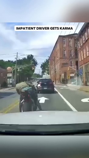 Infiniti Driver Gets Karma #dashcam #karma #road | Mindtap