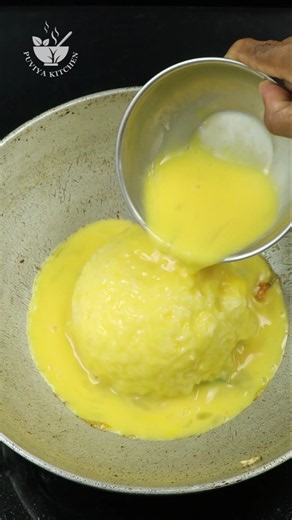 Viral Egg Omelette Rice 🍳🍚 | 10-Minute Easy Recipe #Shorts