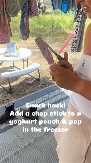 4 comments | Quick, yum, snack hack! We went away for the long weekend with friends, and the girls loved this little sneaky snack on the go! Do you have little tricks up your sleeve when you travel ?#littlelearners#littlelearnerseducation #travelgram #travellingwithkidstips #travelwithkids #australia #snackhack | Little Learners Education | Facebook