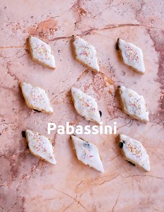 Nonna? Cookies? We're there! 👵 🍪 The recipe for this pabassini is passed down from Jennifer's nonna, and we're grateful that she's sharing it with us! #pabassini #biscuit #cookie https://bit.ly/4flPzAp | SBS Food
