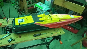 RC Boat Goes Brushless For Speed & Reliability