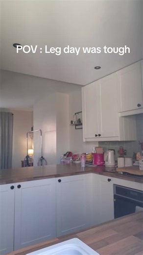 Struggling with Leg Day: A Hilarious POV