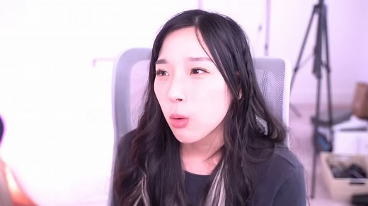 韩国知名女主播 Elle Lee 讲述她职业生涯中从未提及的细节