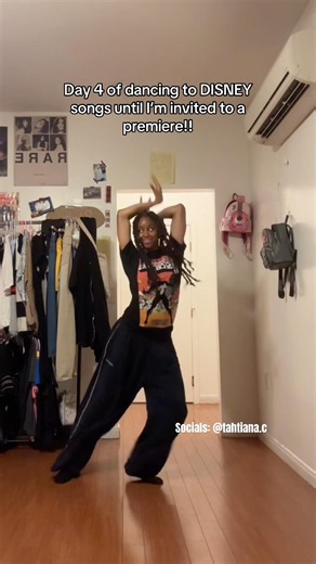 TTYLXOX dance from shake it up (dc: me)