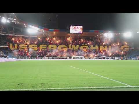 FC Basel vs Winterthur: Choreo «Ussergwöhnlig» - 01.04.2023
