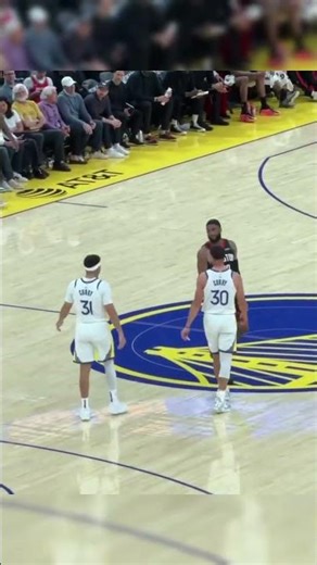 Por primera vez los hermanos Curry compartieron la duela en el mismo equipo 🤩🏀🫶 #shorts