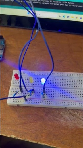 🚦 Semáforo con Arduino UNO