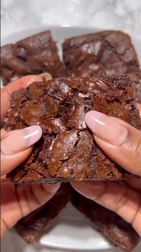 My Award Winning Vegan Brownies 🍫❤️🥇#brownies #veganbaking #easyrecipe