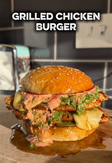 Meals that are protein packed, until I’m jacked 💪 Episode 10 - Grilled Chicken Burger Recipe Protein - 55-60 grams Ingredients 2x Chicken breast Cajun seasoning Salt Oil Burger bun Coriander Mint Capers Olive oil Lemon S&P Chilli flakes Roasted peppers blended Mayo Rocket/spinach #burger #highprotein #chicken #chickenburger #healthyfood