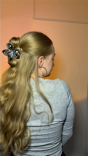 Stop using claw clip like this✨#hair #hairstyle #hairhack #shorts