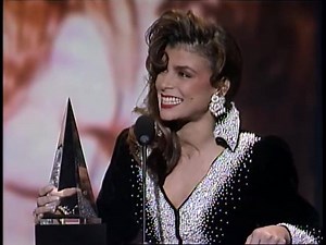 4.2K views · 260 reactions | Today in 1990, Paula Abdul hit #1 on the Billboard Hot 100! That same year, she won Favorite Female - Pop/Rock! | American Music Awards | Facebook