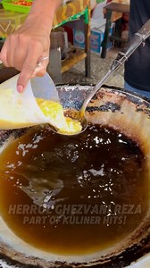 8.6M views · 111K reactions | Ide Kreatif Bikin Cuan !! Gara Gara Ide Racikan Uniknya, Bikin Pembeli Ketagihan !! #kuliner #kulinerindonesia #makanan #jajanan #streetfood | Herrol Ghezvani galaxy | Facebook