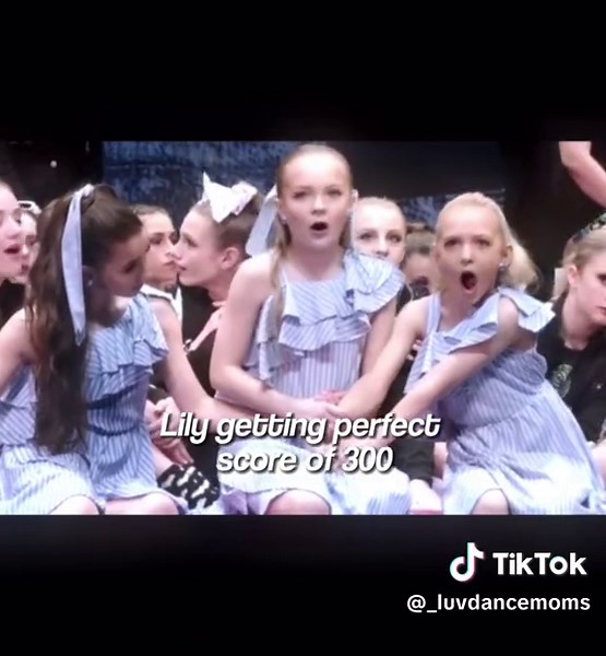 || THANK YOU FOR BLOWING UP OUR LAST VID || i might also do a part 2💕 creds to: @DANCE MOMS>>>>> #dancemoms #dancemomsedits #dancemomsog #unshadowbanme #abbyleemiller #foryoupage #xyzbca #lilyketchman #niasioux #paigehyland #mackenzieziegler