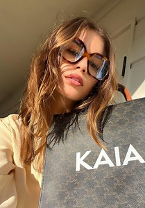 Kaia Gerber Live Stream Video and Photos 05/08/2023 • CelebMafia