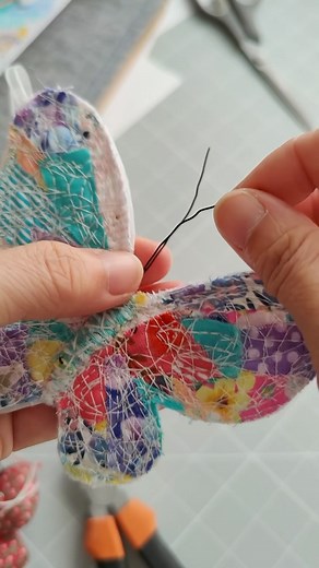 Bo on Instagram: "My fabric scraps butterfly Free Tutorial Video is now live! 🦋 Comment ‘butterfly’ and I’ll send you the link. The pattern and printable instructions are also available now! Inside, you’ll find a second method for creating this butterfly. If you’d like to purchase the pattern with printable instructions, check out my Etsy shop. Thank you for your support! 💙 #freemotionembroidery #fabriccollage"