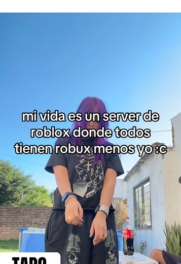 me regalan robux? :( #roblox #irl #humor #parati #argentina