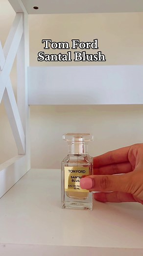 Best Perfumes to Smell Like Your Favorite Celebrities